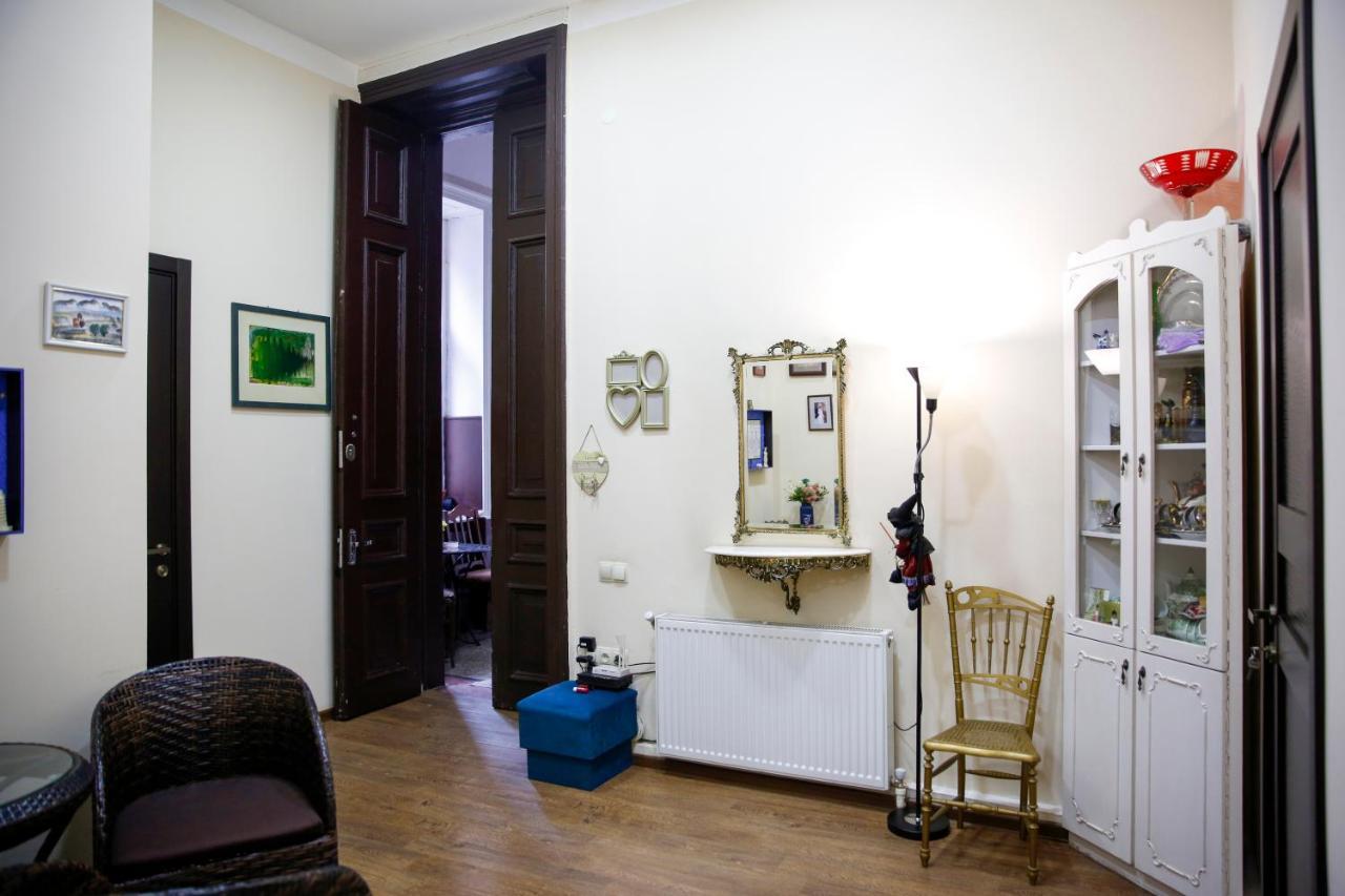 Apartment On Chubinashvili 30 트빌리시 외부 사진