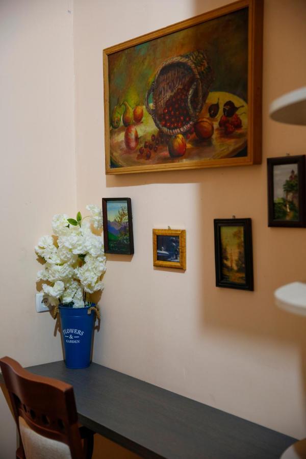 Apartment On Chubinashvili 30 트빌리시 외부 사진